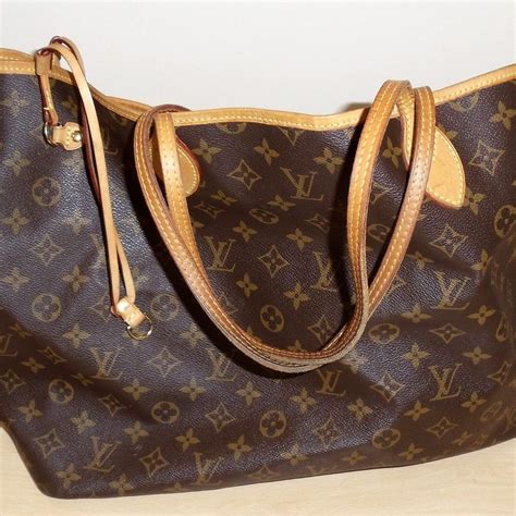 louis vuitton caught selling fake|how to check for false Louis Vuitton.